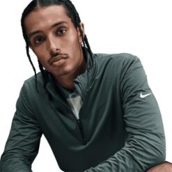 Nike Men's Dri-FIT Victory Half-Zip Golf Top | Vintage Green
